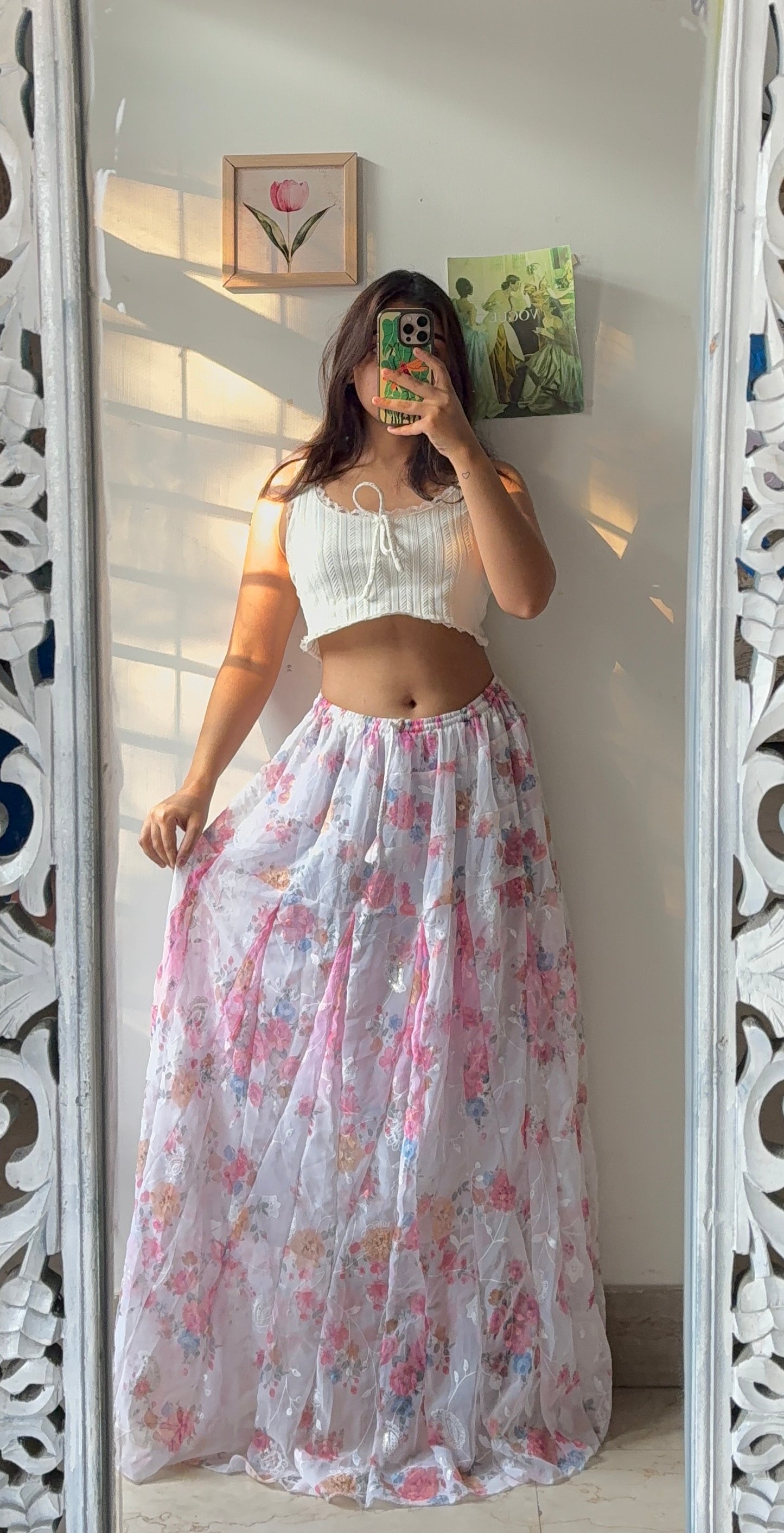White Cunning Floral Skirt